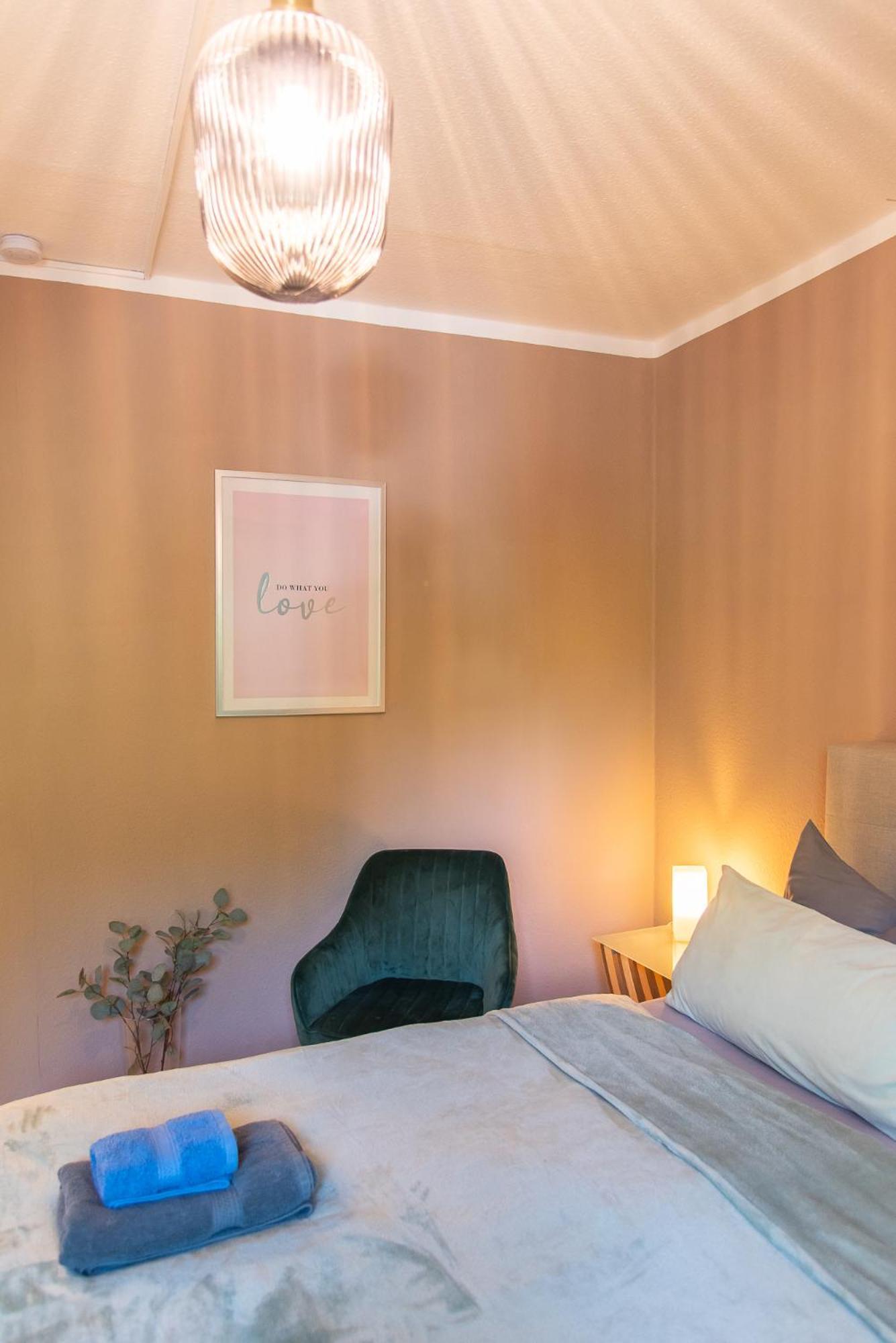 Smart & Cozy Apartment - Balkon, Netflix, Nespresso Хемниц Экстерьер фото